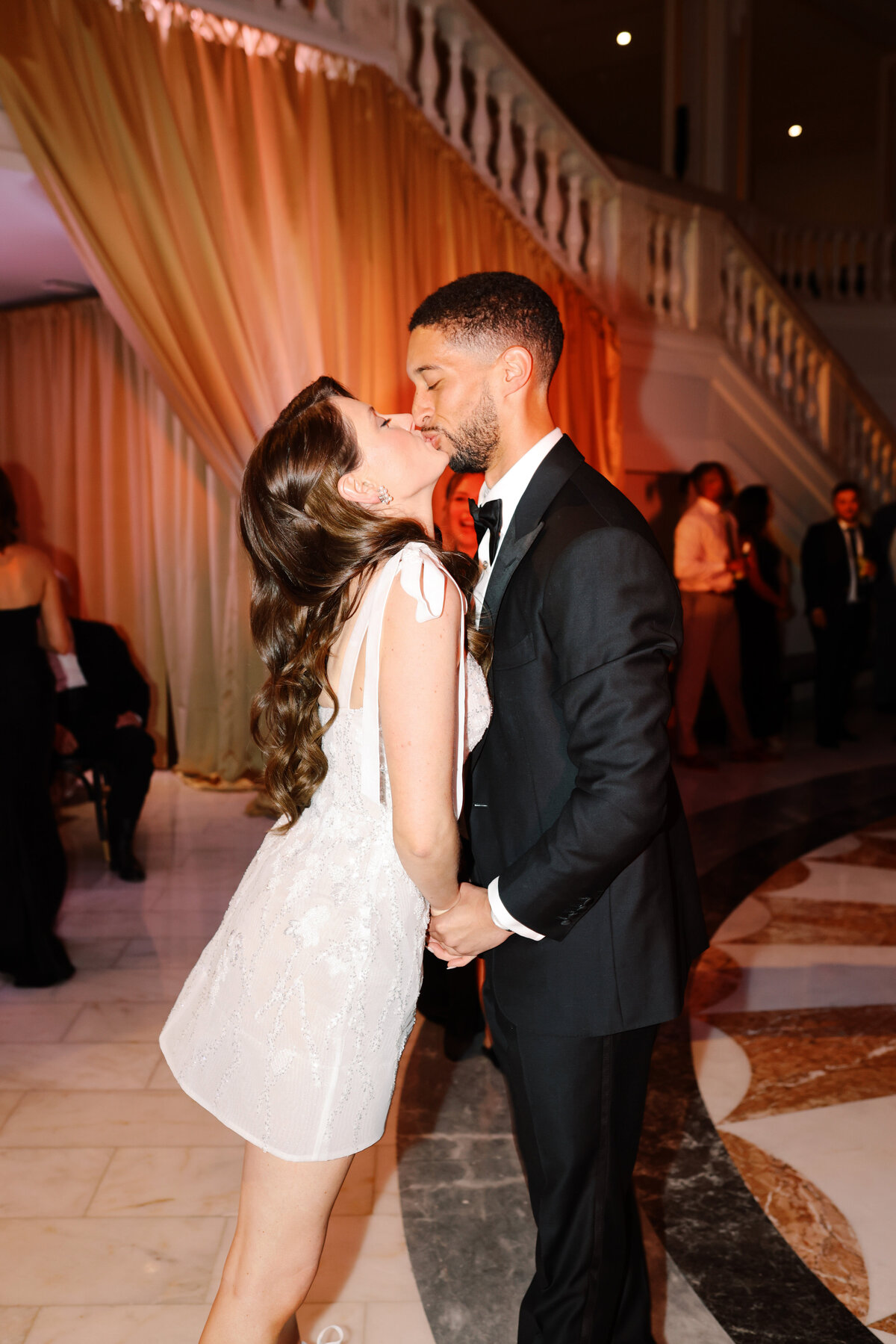 fine-art-wedding-photography-dc-museum.jpg9