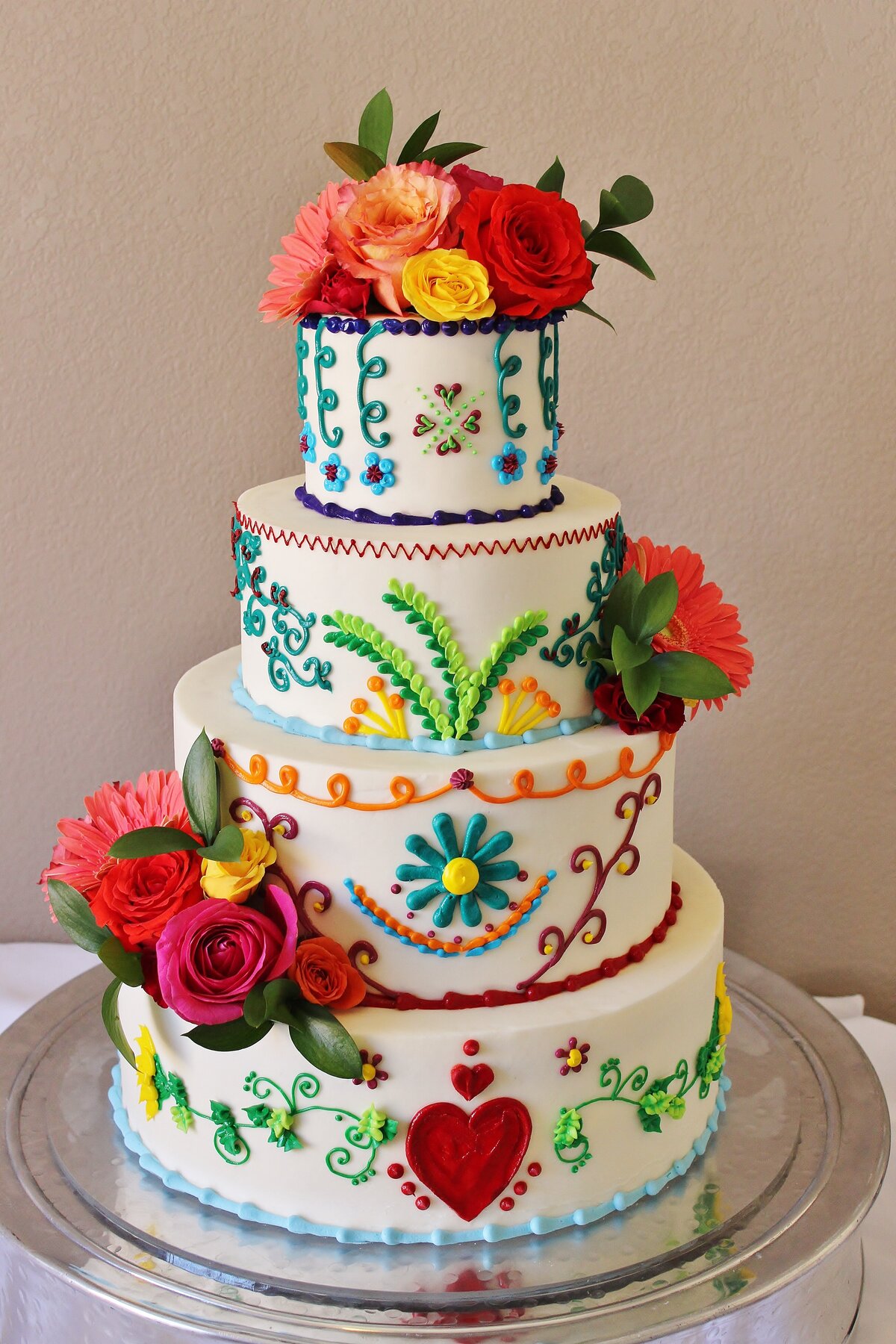 🌺 Mexican Embroidery Cake Inspiration 🌺 REPOST by @kalyscakesandbakes  This Mexican inspired cake is so stunning! It's one of m... | Instagram