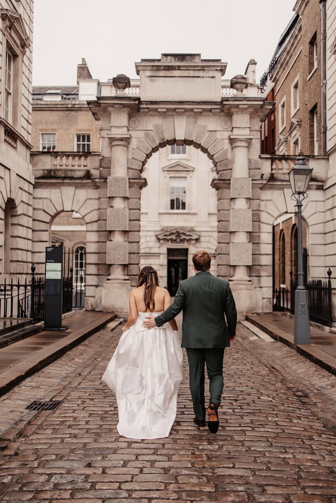 bride-and-groom-london-wedding