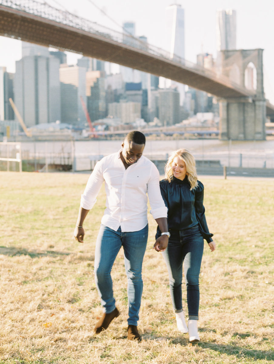 brooklyn bridge engagement photos