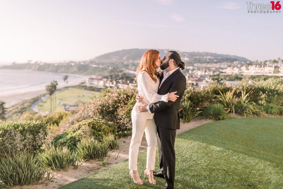 Ritz Carlton Laguna Beach Engagement Photos-1002