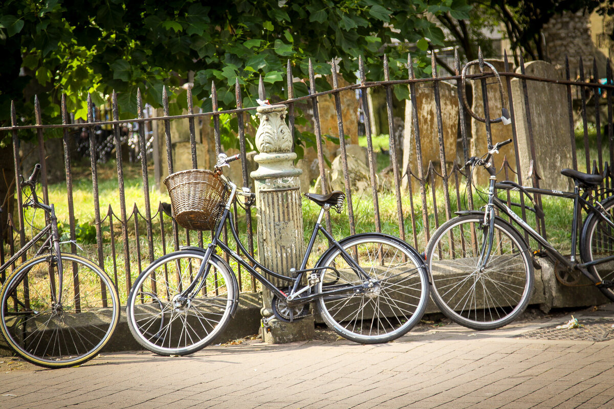 2 - Bicycles in Oxford - LES