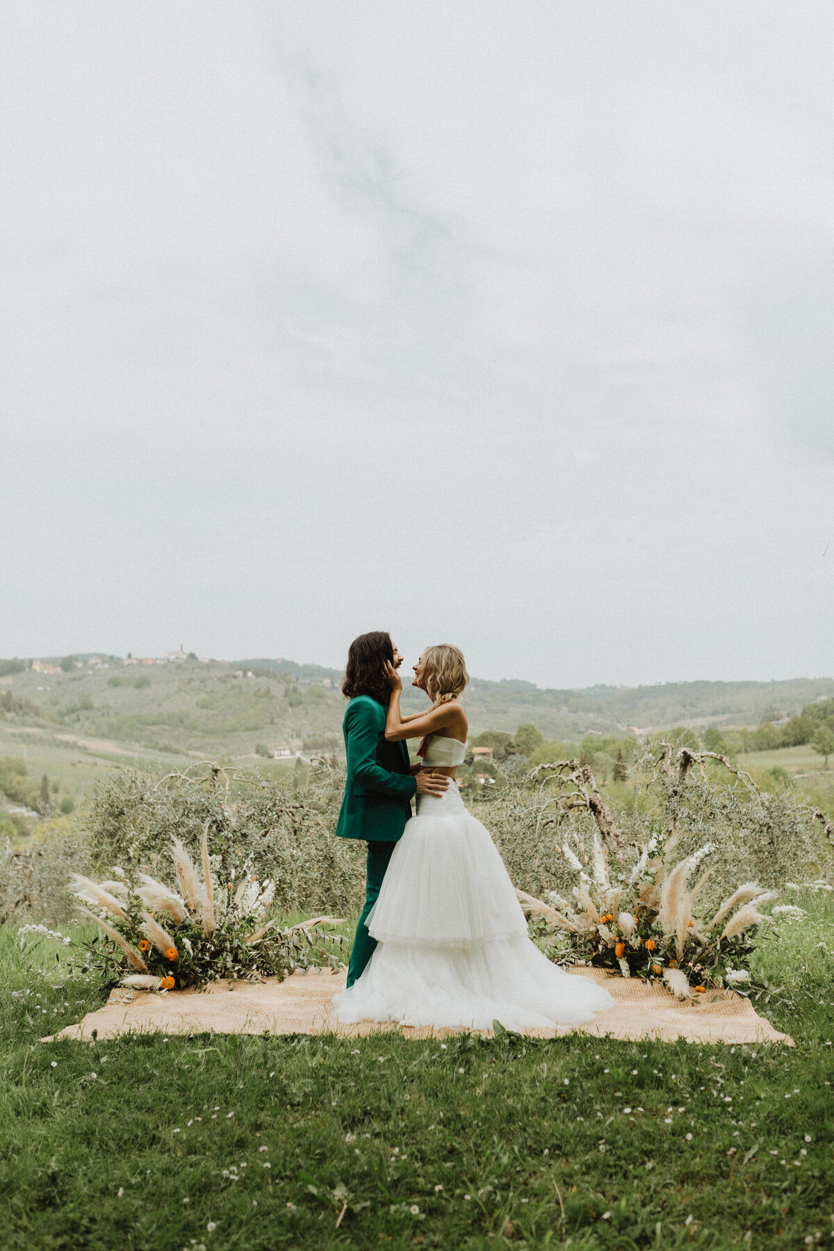 Taylor Made Floral Boho organic wedding flowers Portland Oregon Florist arbor floral installation modern textural