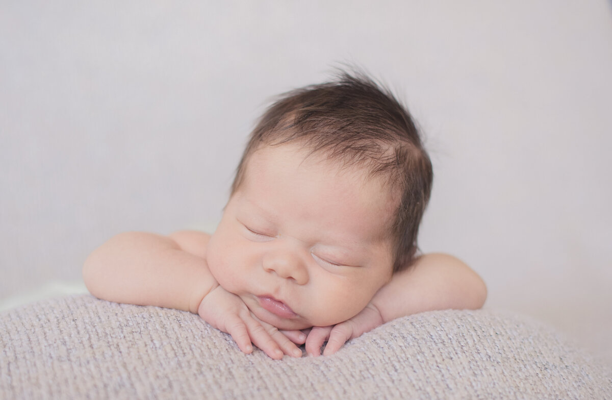 Chicago_Newborn_Session_025