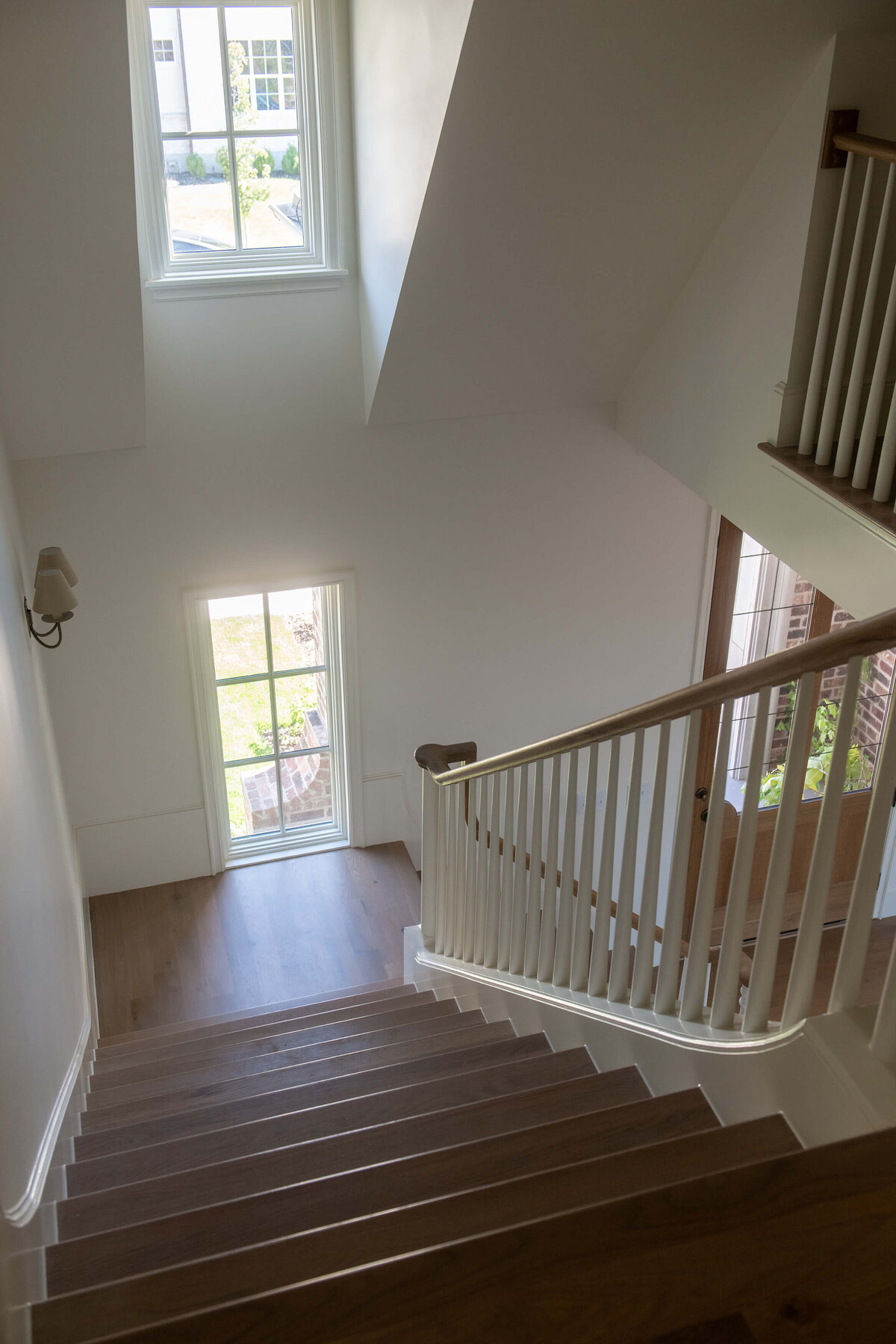 dutch-tudor-staircase-with-natural-light