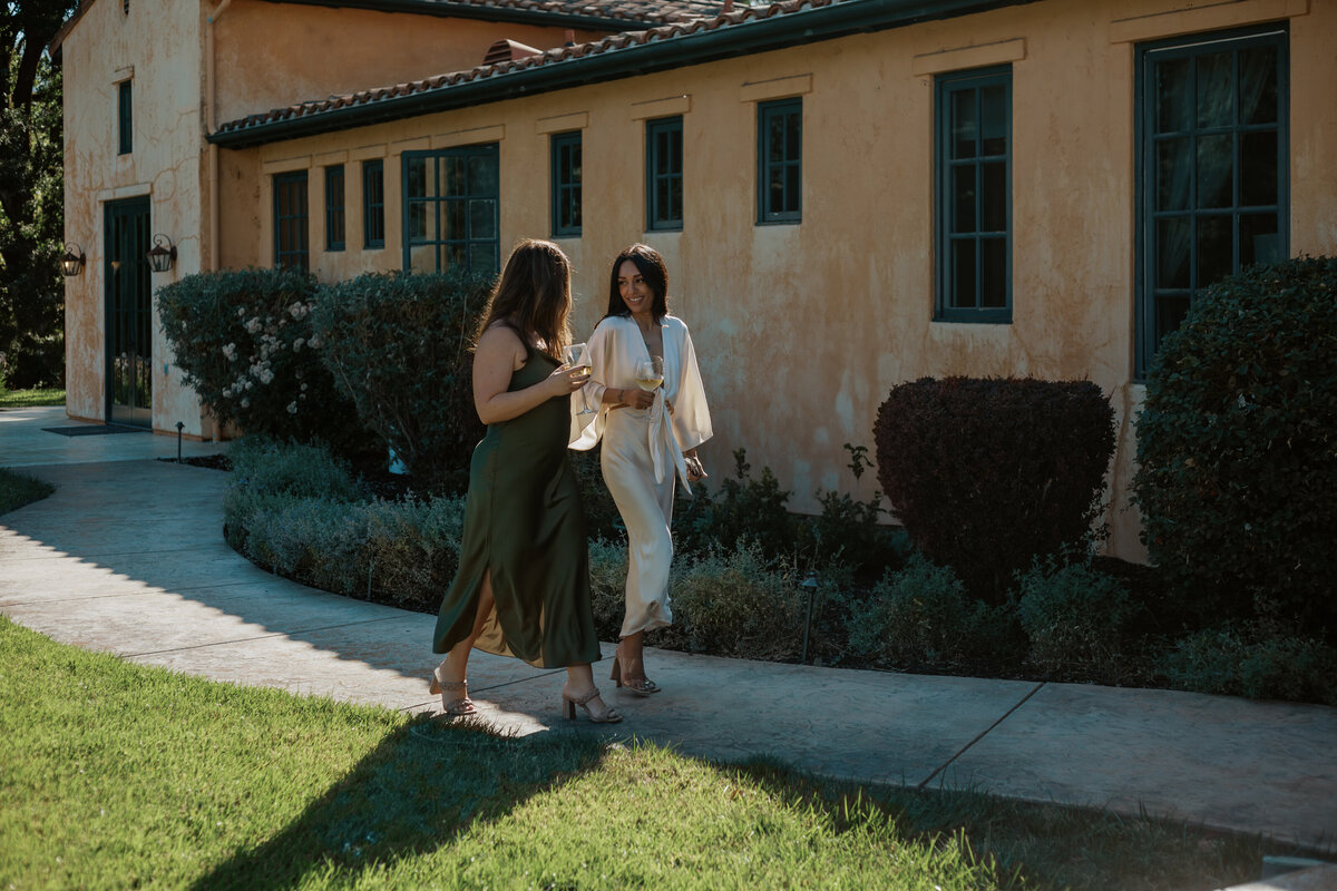 NatalieAnnSchaefer_Bay_Area_Wedding_Photographer_Villa_Colibri_Sonoma_California_Backyard_Wedding-22