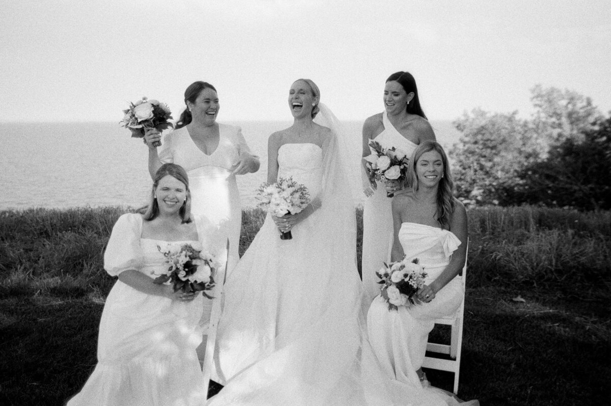 shoreacres-lake-bluff-tent-wedding-by-olivialeigh-20