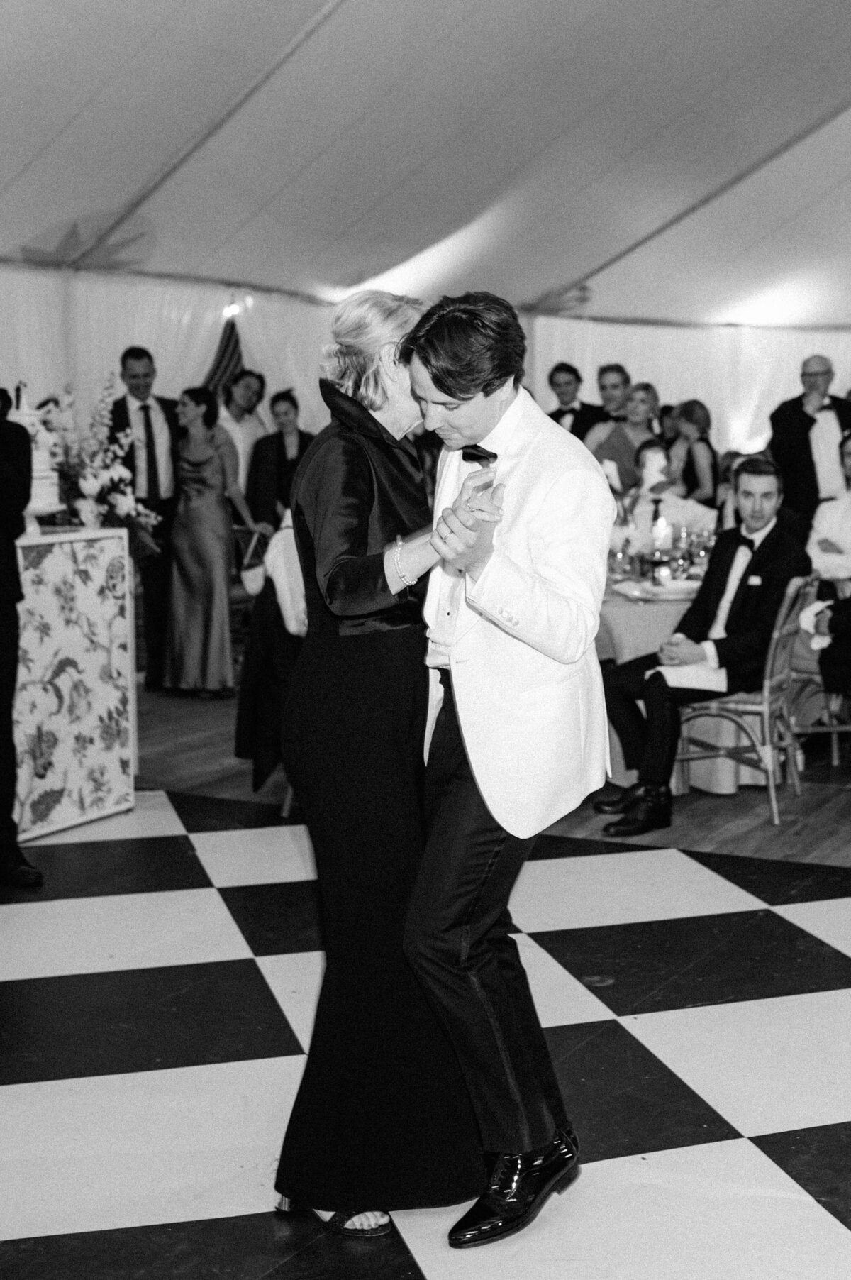 515-Toronto-Golf-Club-Toronto-Canada-Kate-Colin-Wedding-57