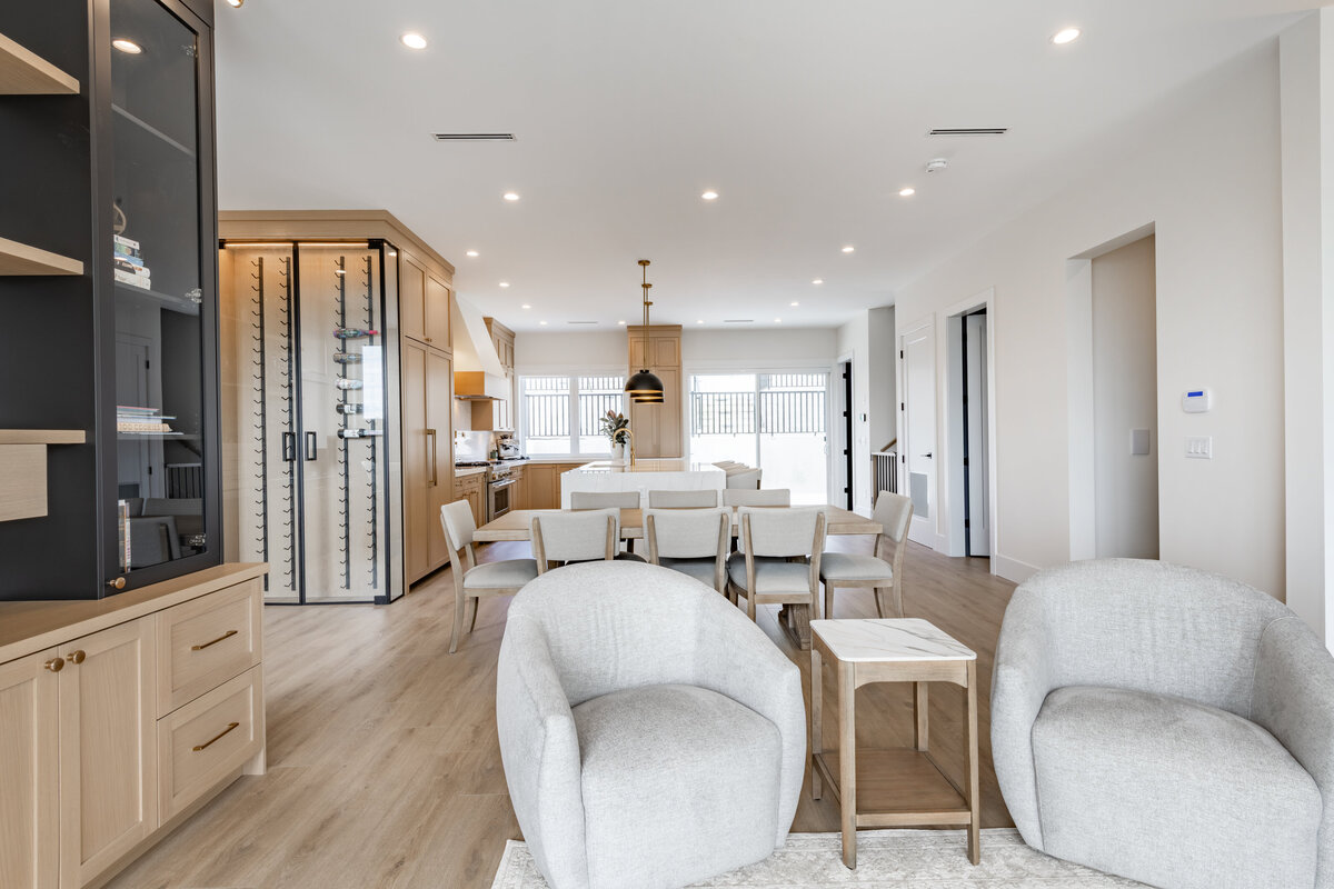 10376 125 St-7