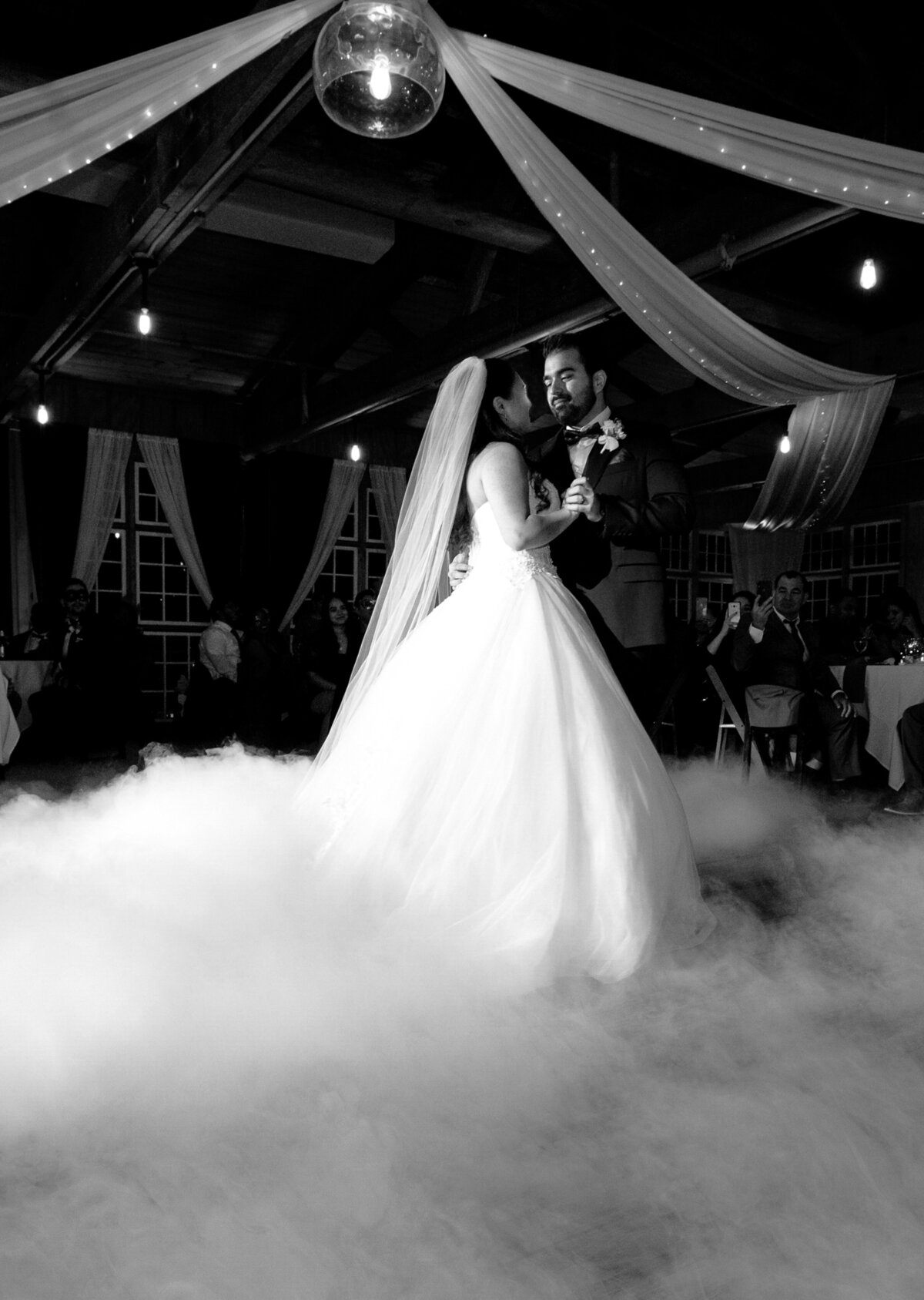 atlanta-editorial-wedding-photographer-couple-dancing-first-dance-reception