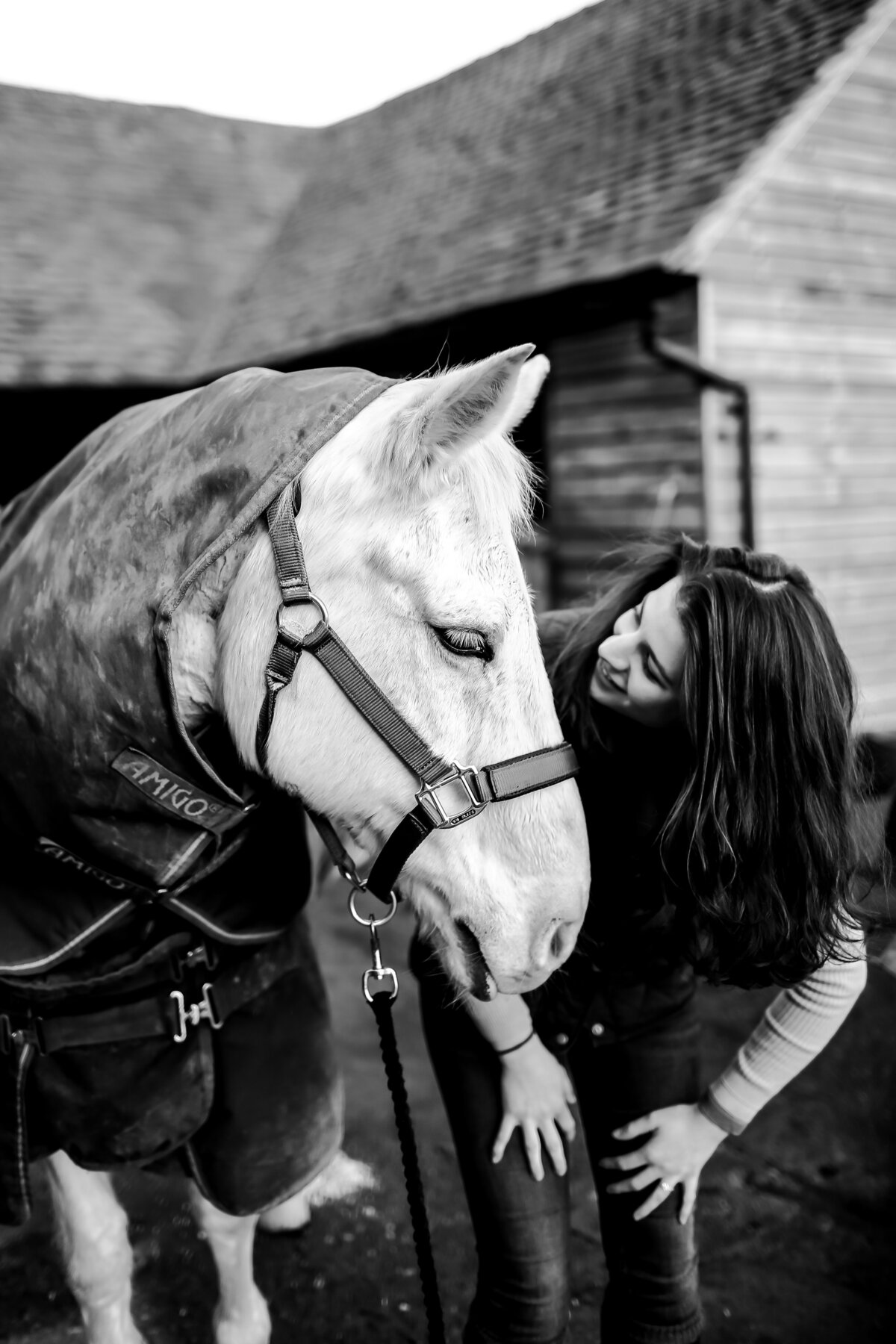 engagement-shoot-surrey-leslie-choucard-photography-28