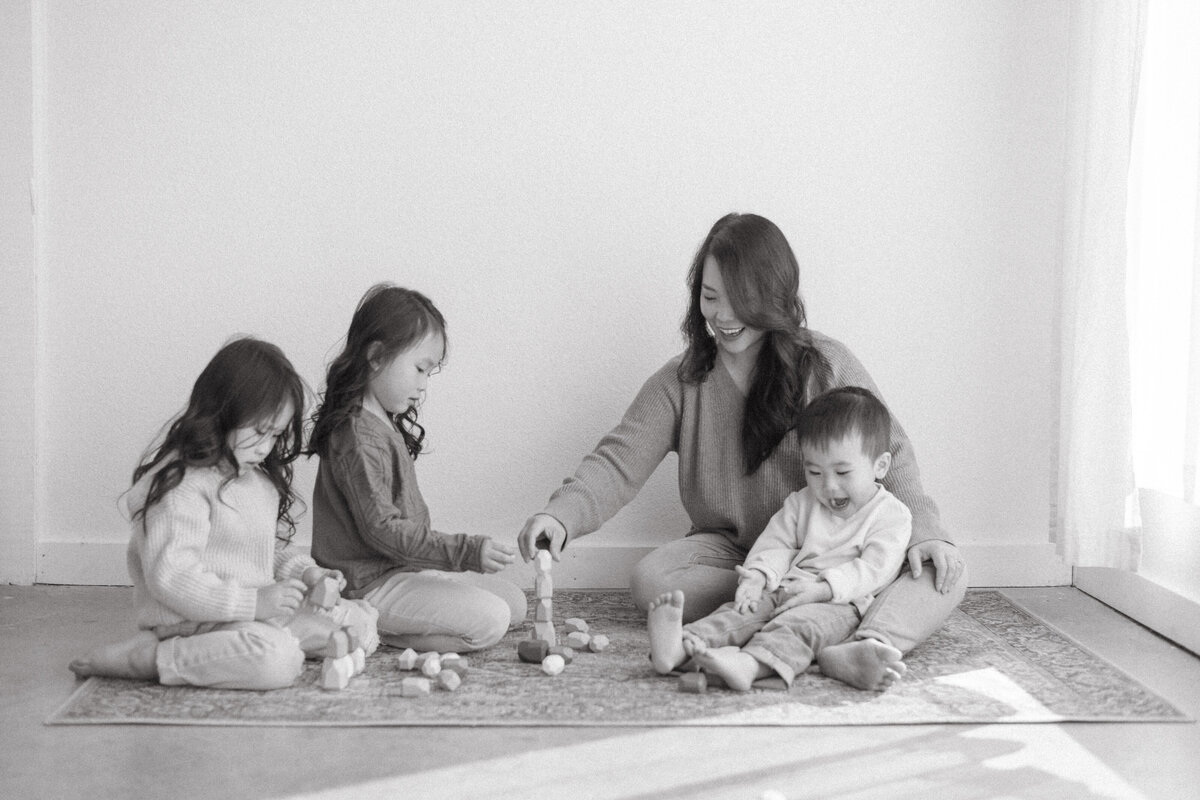 VilonaPhoto-Motherhood-Portraits-Longmont-CO-104