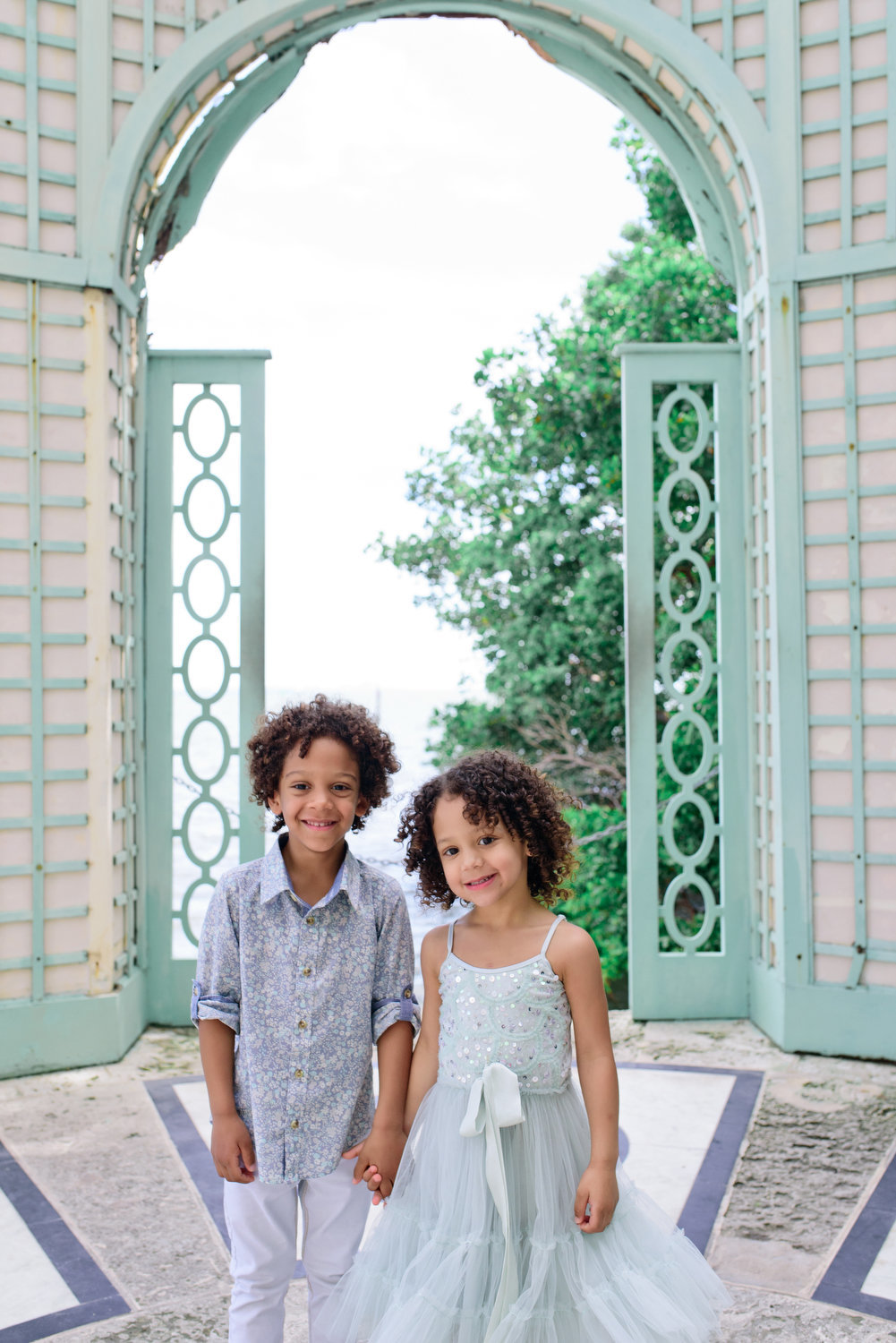 Vizcaya Gardens family photographer 0019