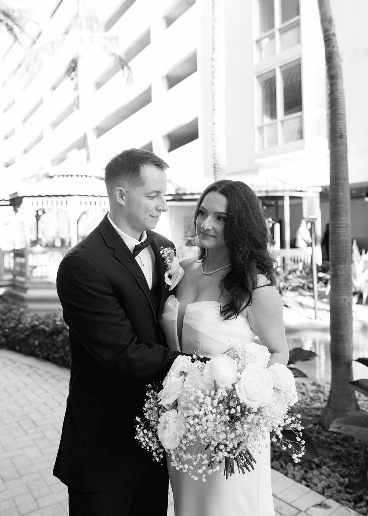 Lido-Beach-Resort-Wedding_0024