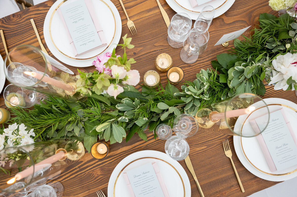 Modern-Tented-Wedding-at- Lion-Rock-Farm