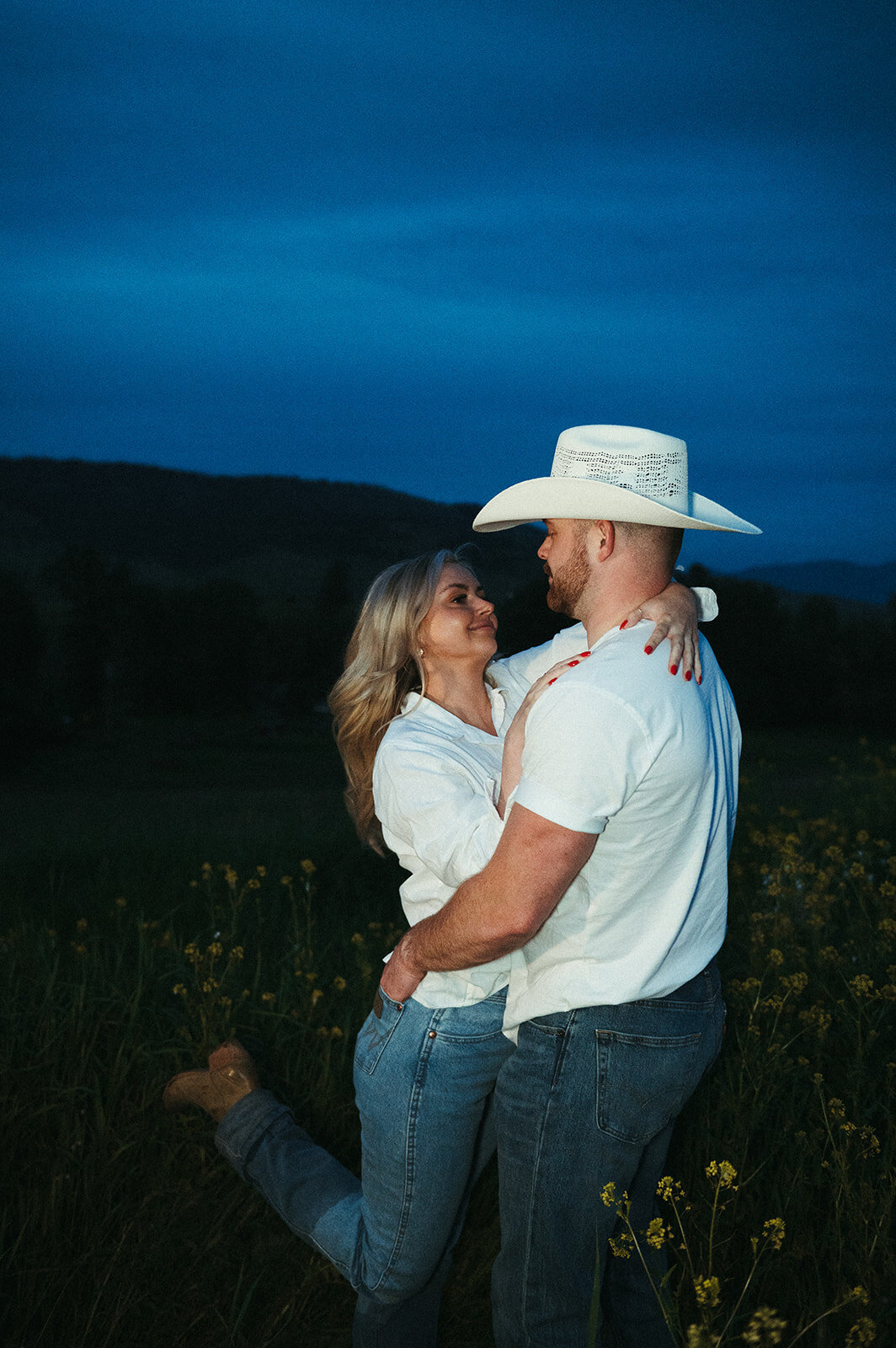 presley-gray-nighttime-western-montana-engagement9879