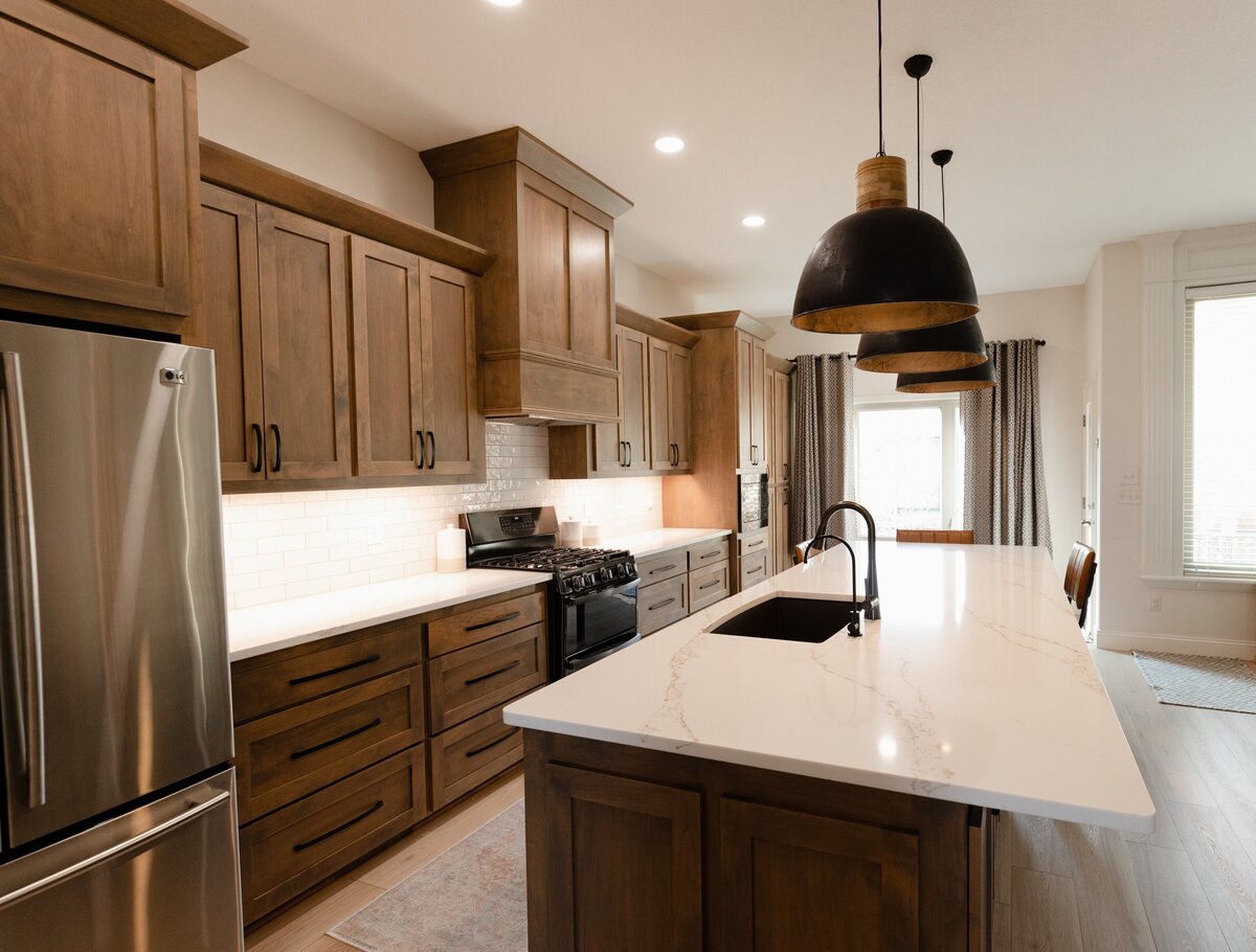 kitchen-remodel-wood-cabinets-12