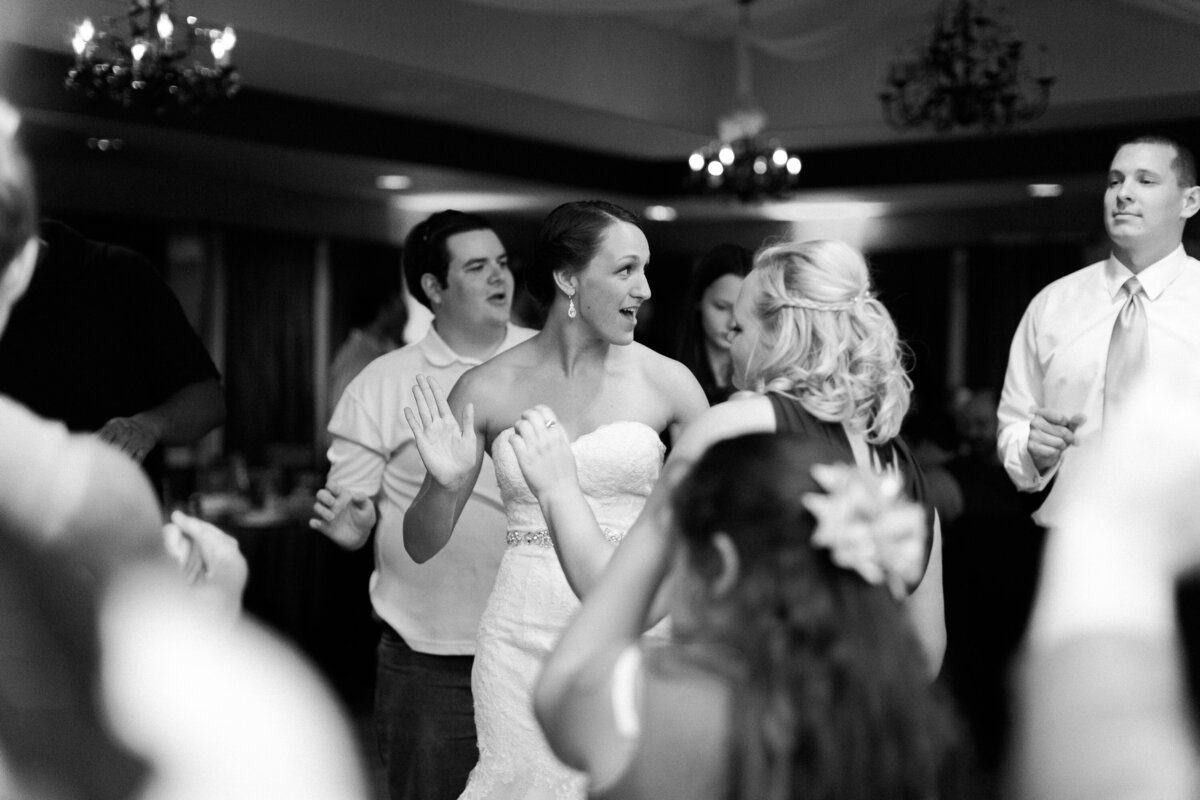 san_antonio_austin_texas_wedding_photographer-country-club-KnB-1260