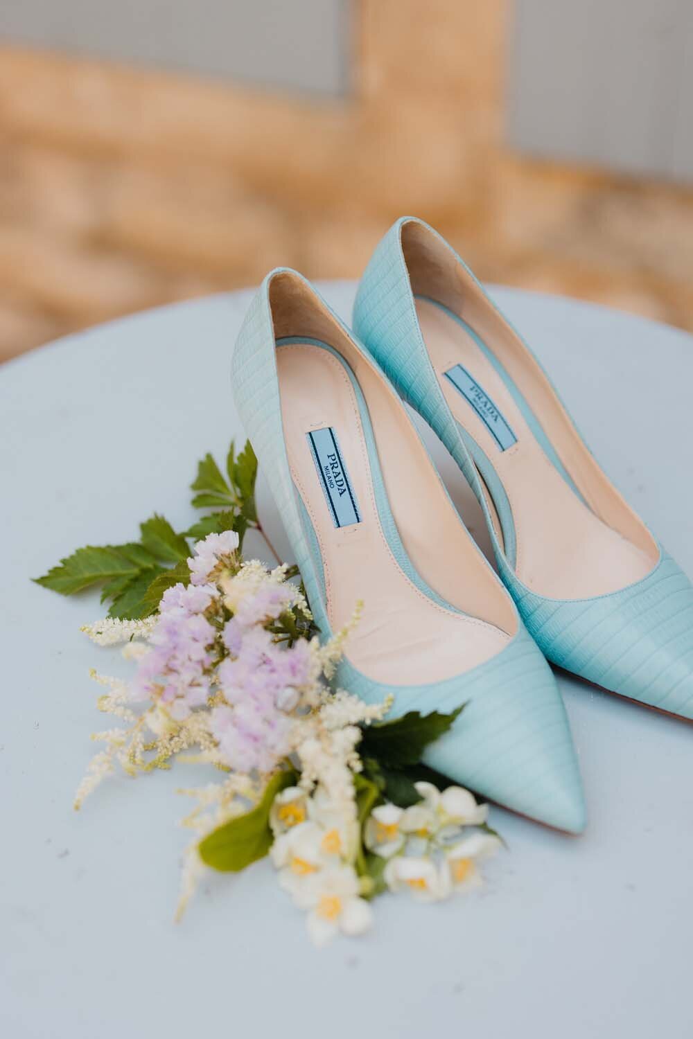Ian Tasha Luxury Hindi wedding with french accents at Bastide de Marie in Provence - The Bold Americana photography Veronique Lorre florist18