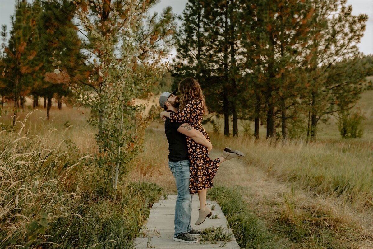Anna-Nichol-photography-moscow-idaho-photographer-engagement-couples (24)