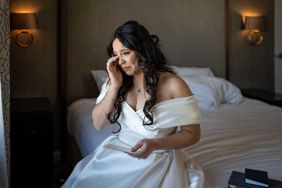 6-Hilton-Chicago-Wedding-Photos-Lauren-Ashlely-Studios