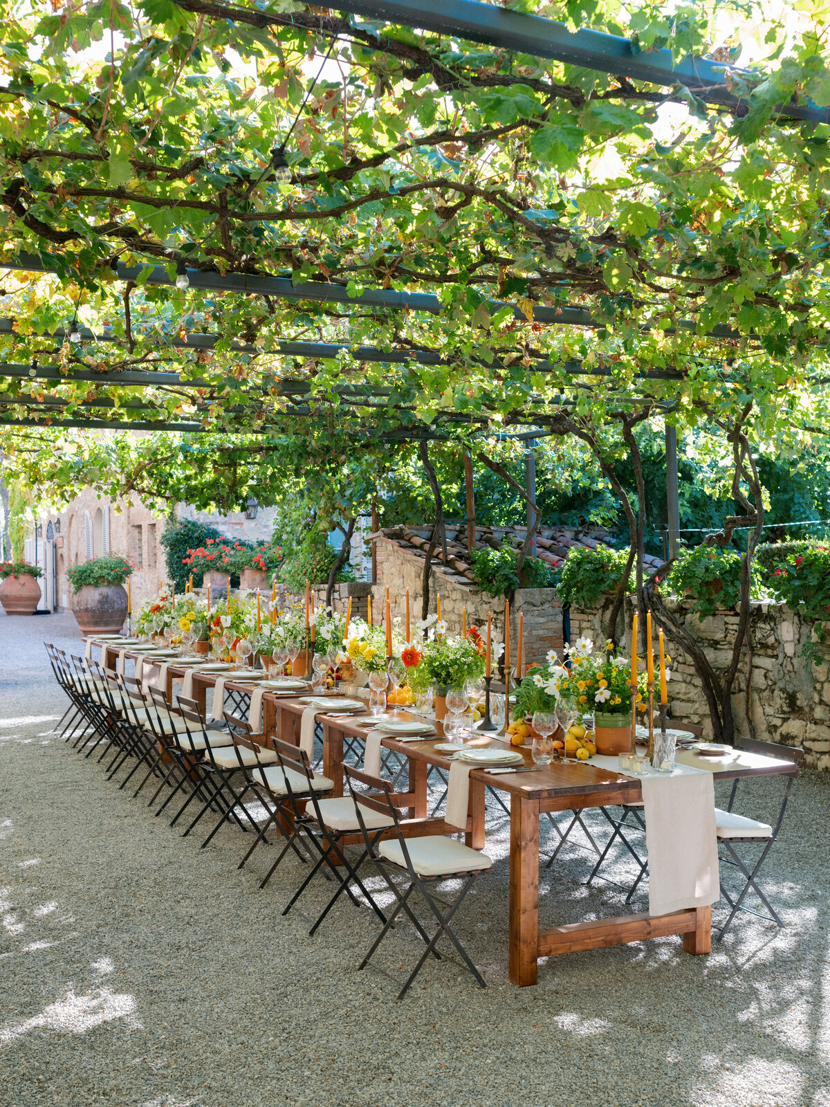 AshleyPigottEvents-Destination-Wedding-Weekend-Valentina&Stefano-BorgoSanFelice-Italy-040