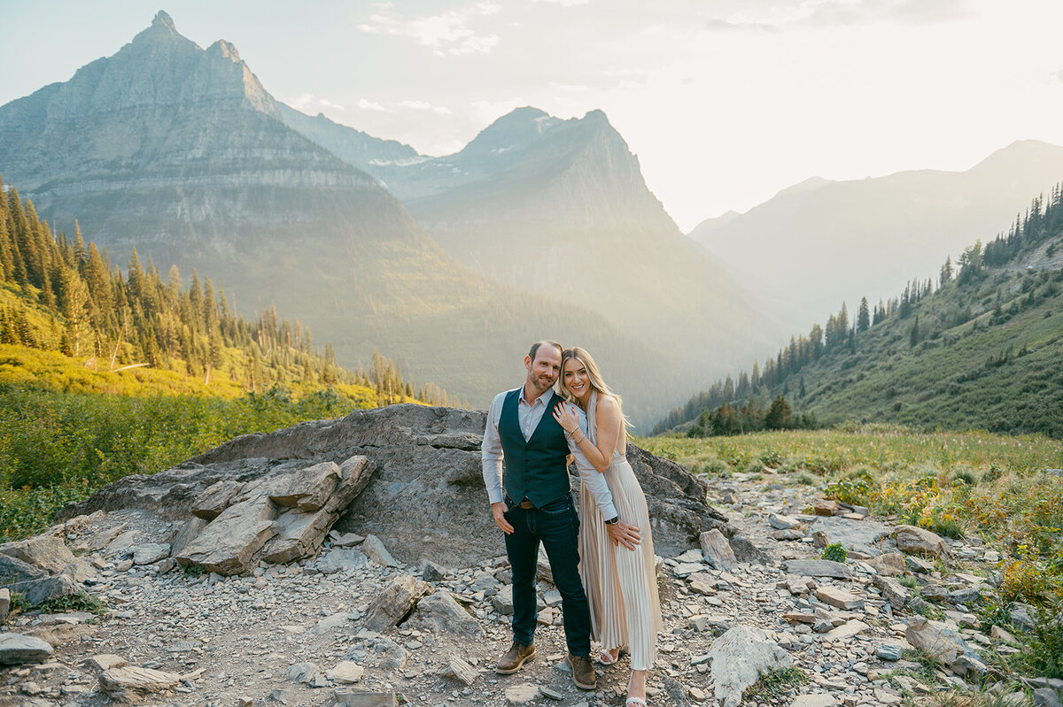 vintage-hollywood-glacier-national-park-elopement-presley-gray-photo2544