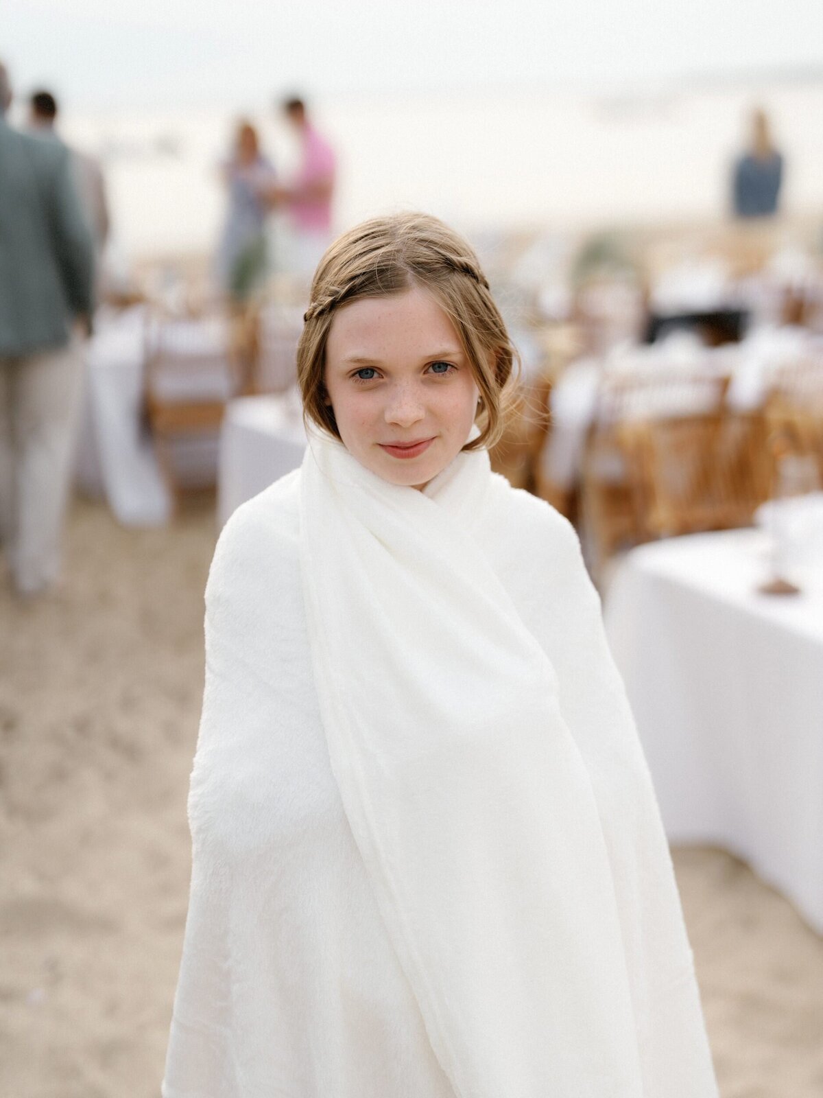 Wauwinet_Nantucket_Wedding_LevKuperman_019