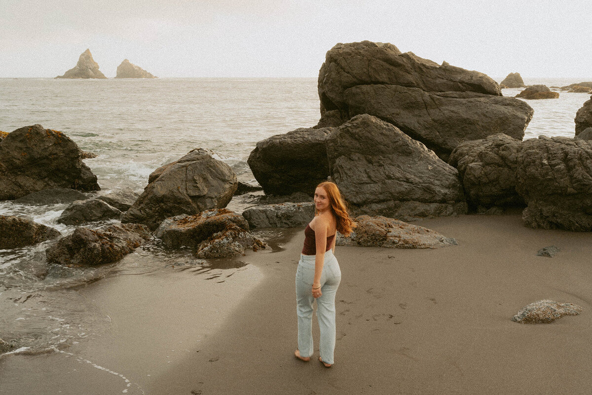 Emily-Noelle-Photo-Senior-Photos-Brookings-Oregon-09490