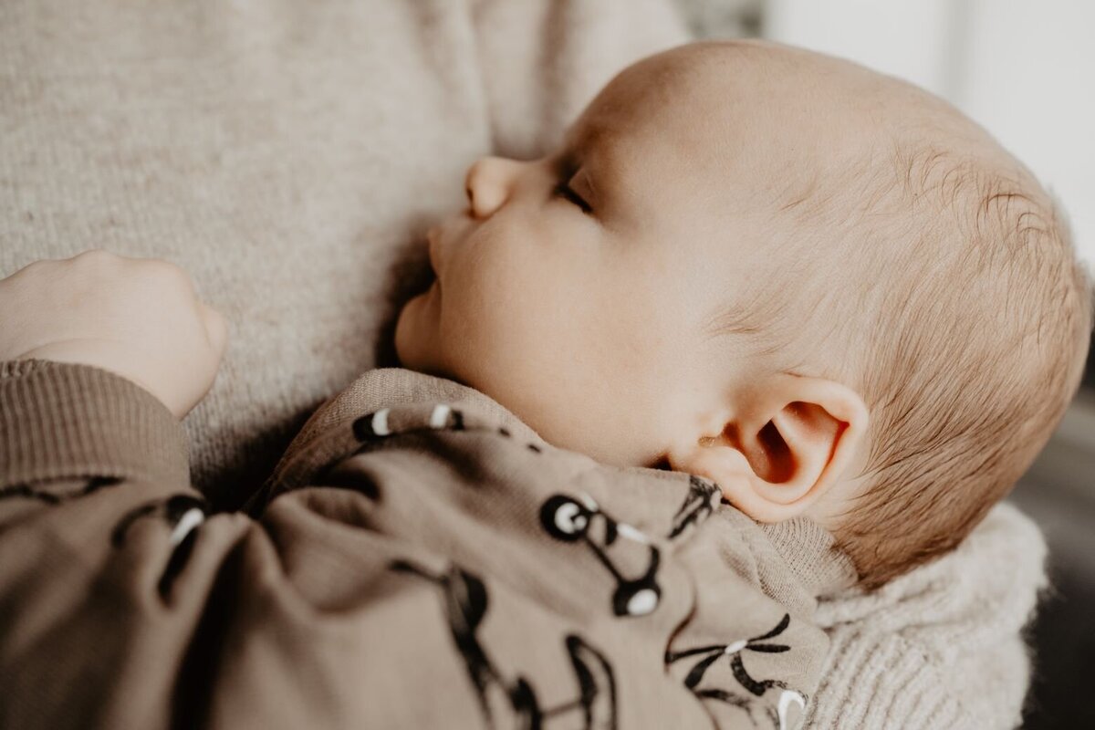 Fotoreportage pasgeboren baby