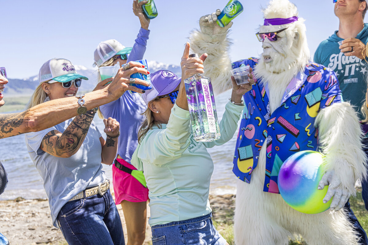 Shanna-Mae-Photography-Montana-Photographer-Business-Brand-Lifestyle-Beverage-Product-Distillery-Snowcrest-Vodka-024