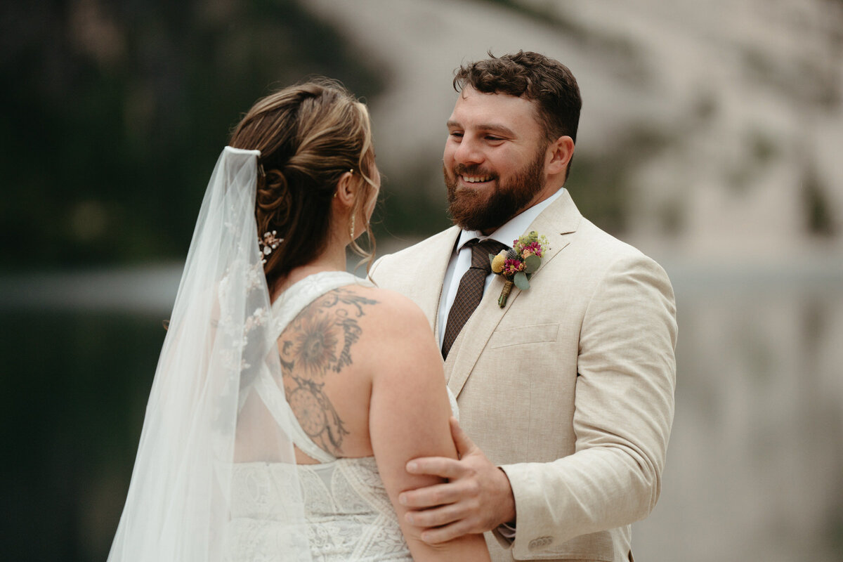the_chaffins_international_destination_wedding_elopement_photographers_sammie_chaffin_micah_editorial_adventure_photos_travel_dolomites_italy_10