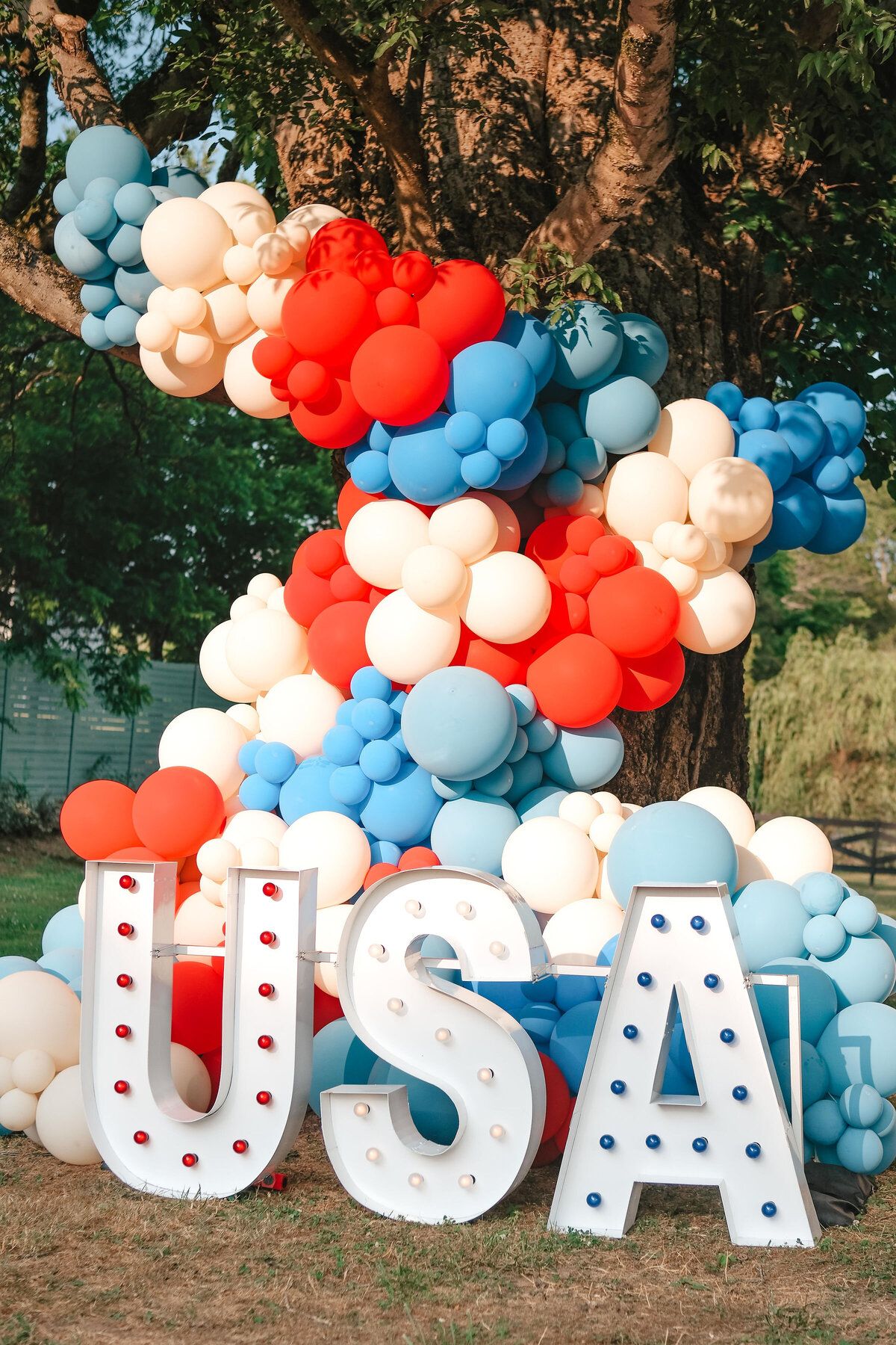 Red-White-and-Cute-Picnic-Chattanoooga-Wedding-and-Event-Planner-Wild-Magnolia-Events-and-Design- (1)