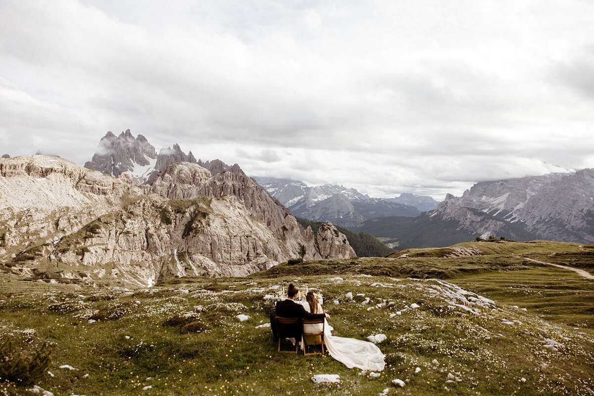 Dolomites-dallinhassard-1850