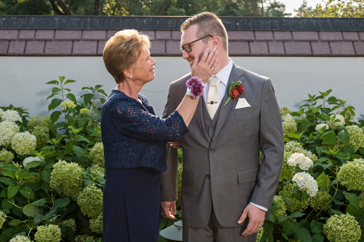 Wedding-Photographer-in-Michigan-066