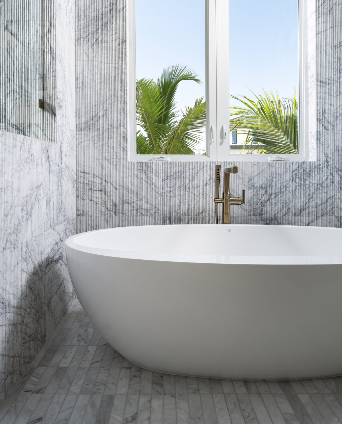 273 Tradewinds Ave Naples FL-print-009-007-Master Bath Detail-3393x4200-300dpi