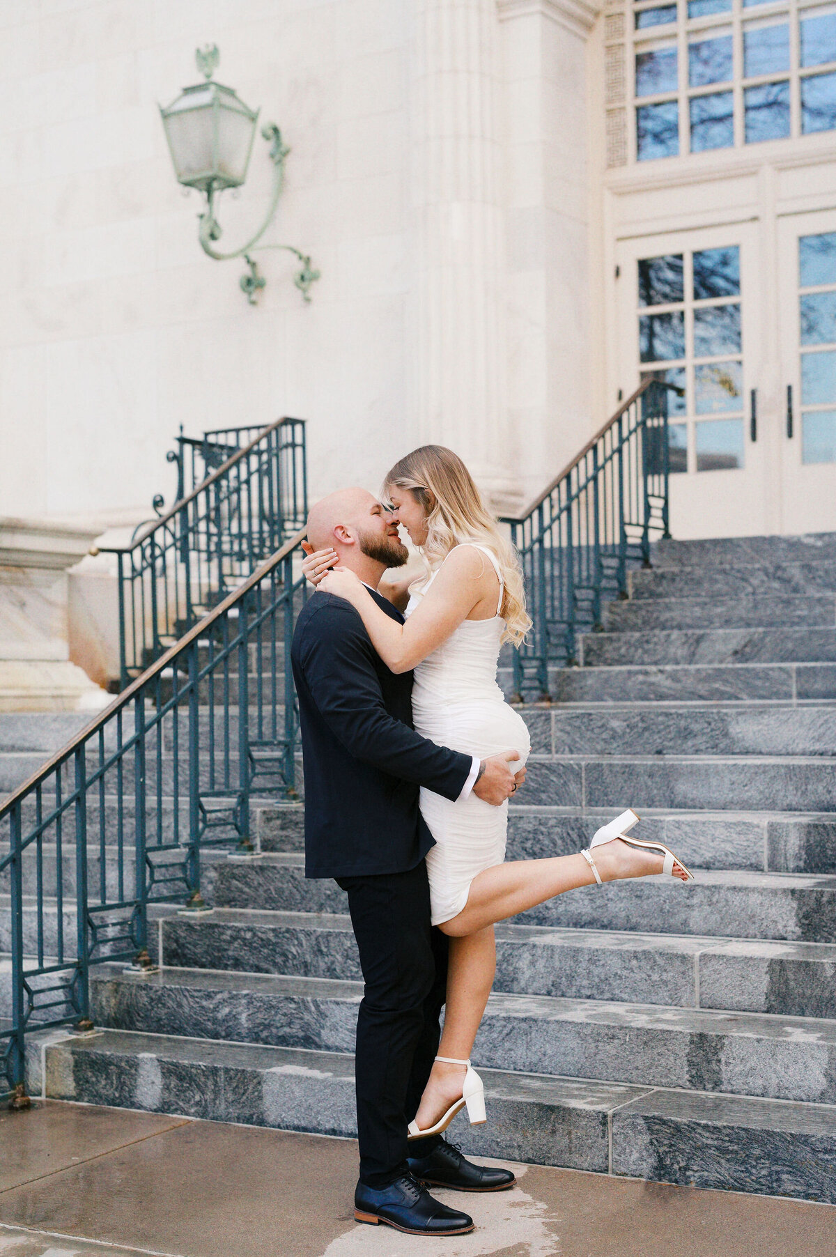 -DowntownDenverEngagementPhotos-AlisonBrookePhotography-48