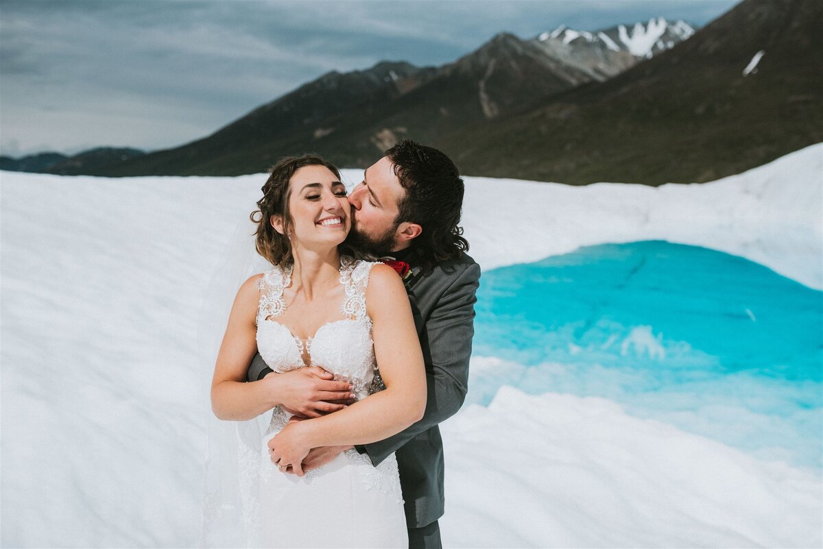 Majestic Valley Lodge | Glacier Wedding | Donna Marie Photography15