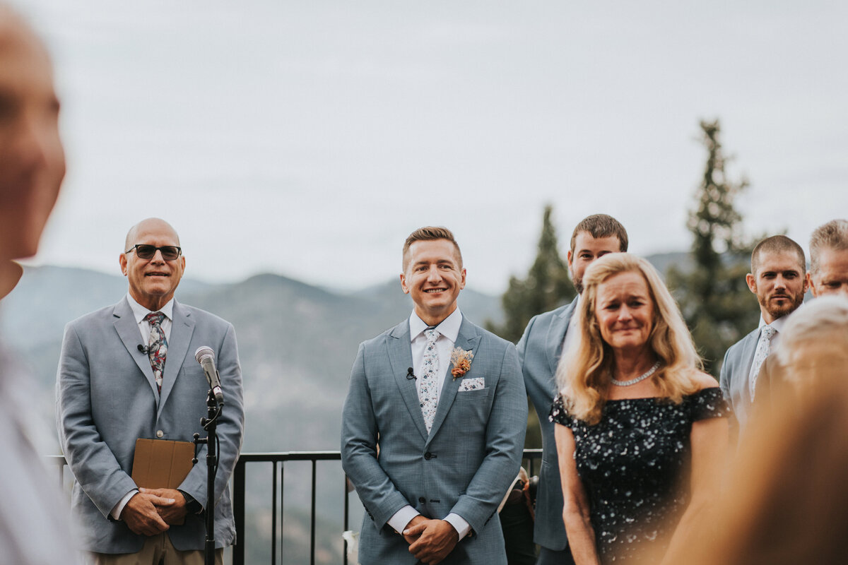 playful-summer-mountaintop-wedding-idahosprings