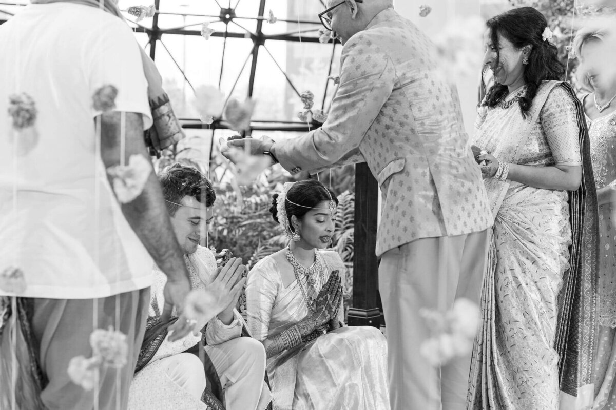 detroit-engagement-session-candid-moments