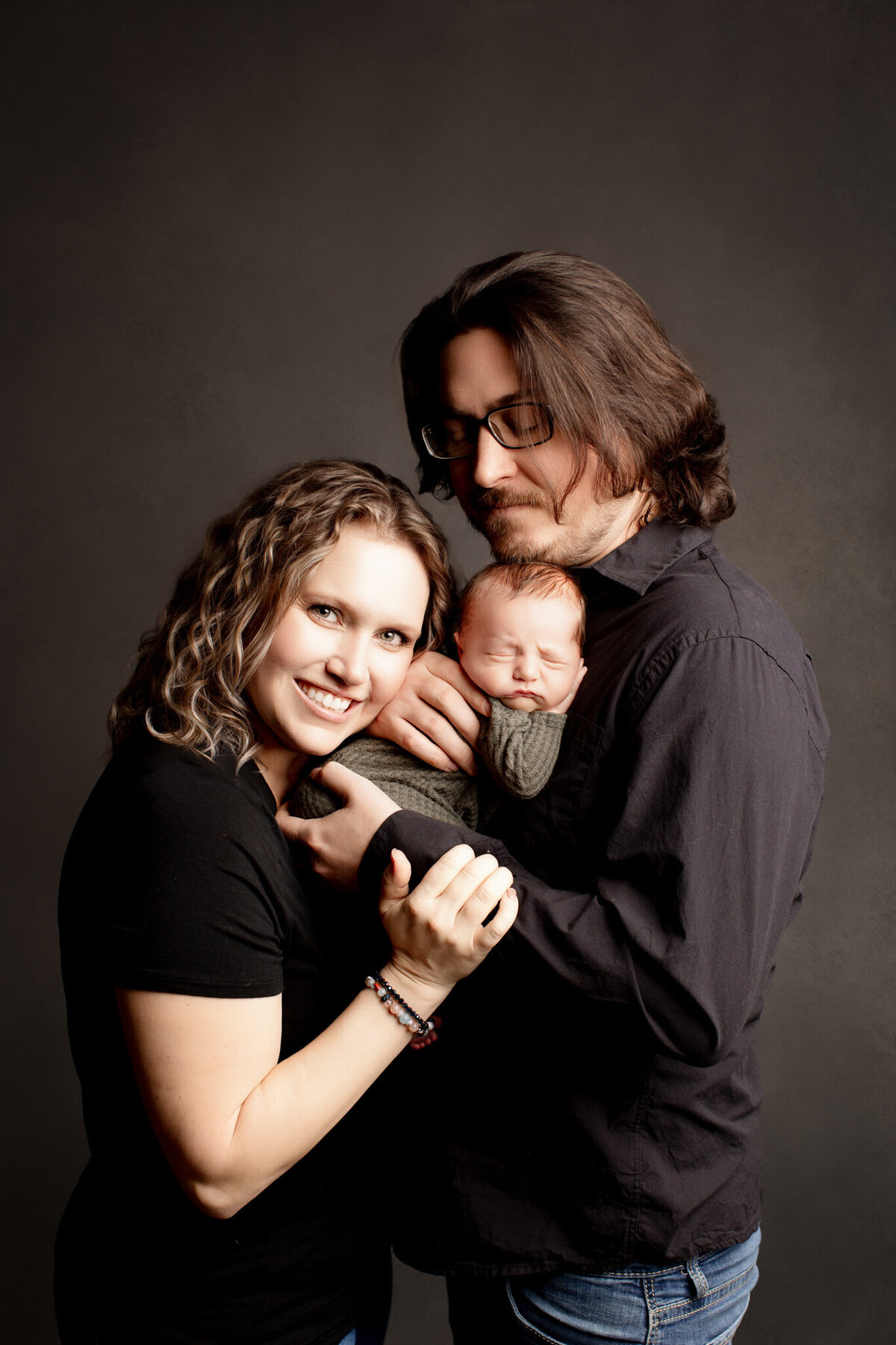 best family photography Fayetteville Arkansas, NWA family photographer, Northwest Arkansas best family photography, family portraits near me, professional family photos, family photography packages