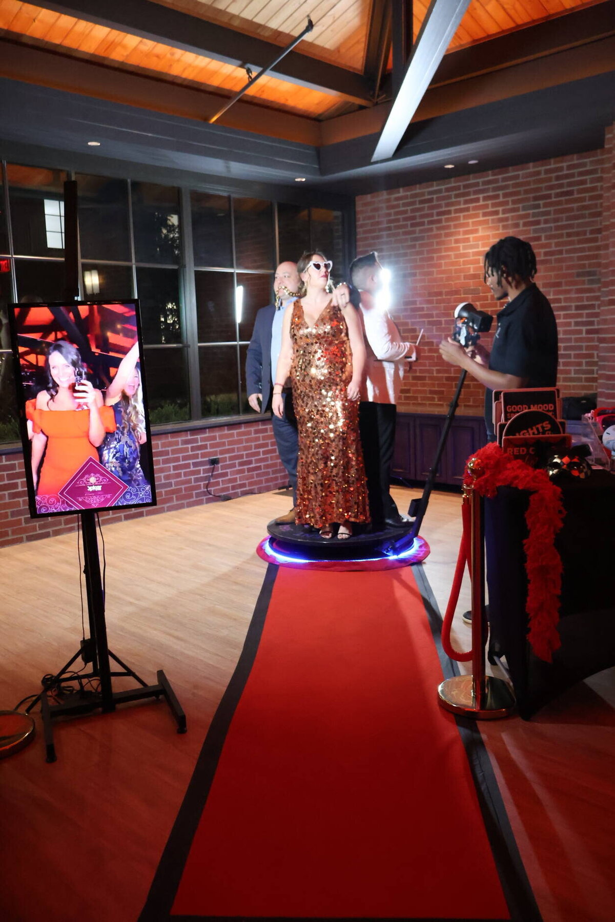 photo-booth-rentals-in-ann-arbor-michigan (20)