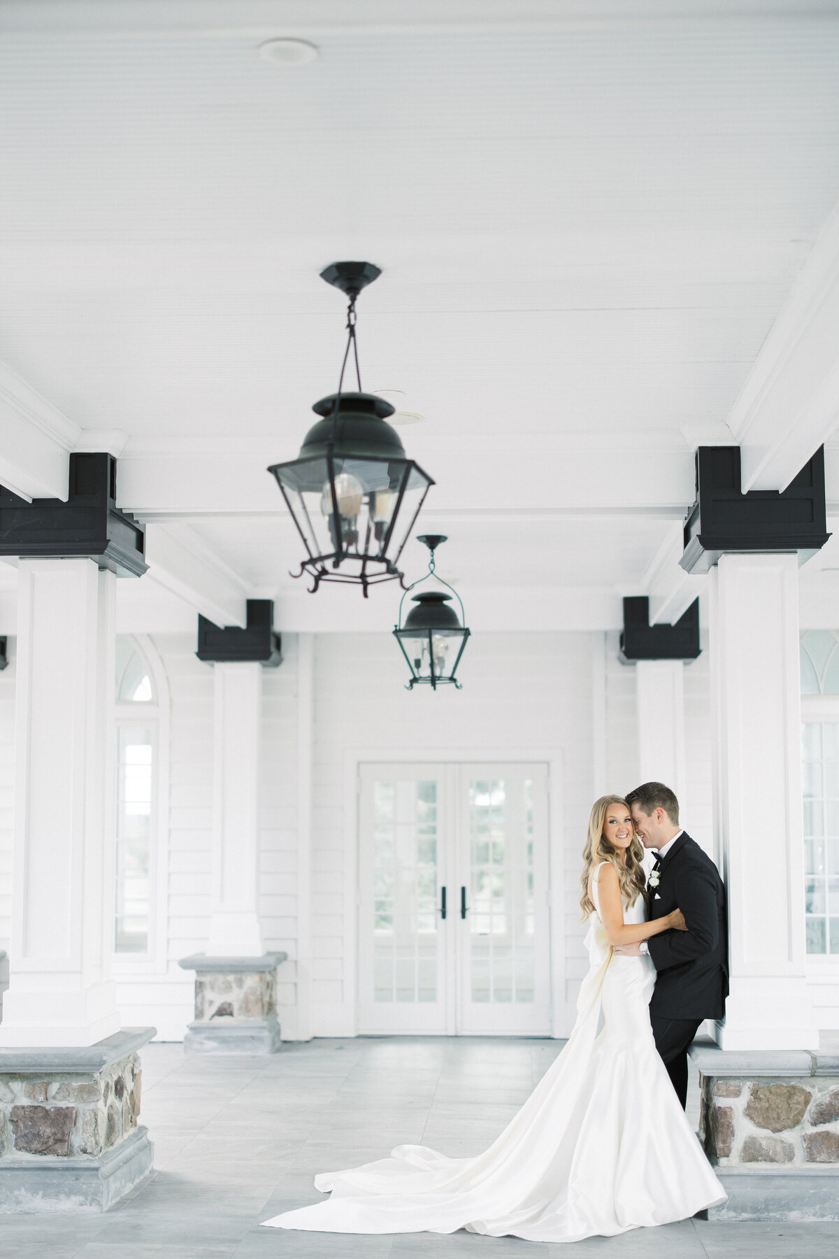Molly Sue Photography New Jersey + East Coast Wedding Photographer Romantic Imagery Engagement Lifestyle Heirloom Wedding Albums33