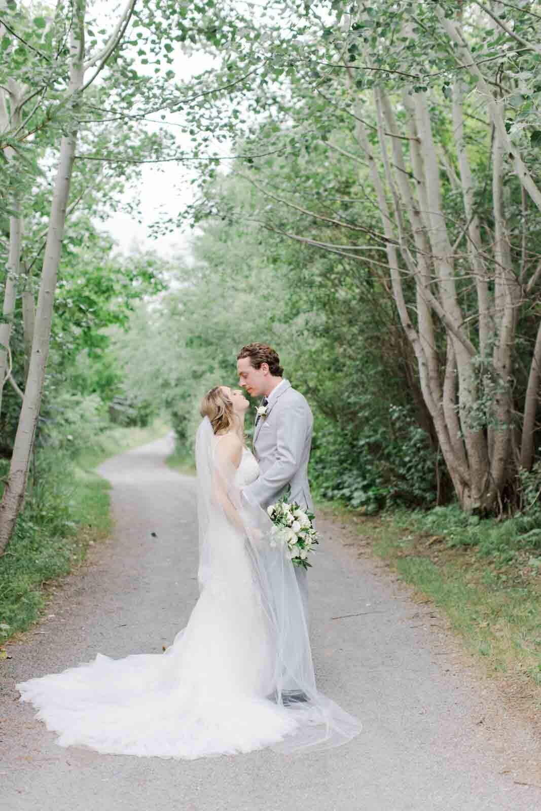 romantic-wedding-carleton-place-stonefields-estate-grey-loft-studio-ottawa-photographer-227
