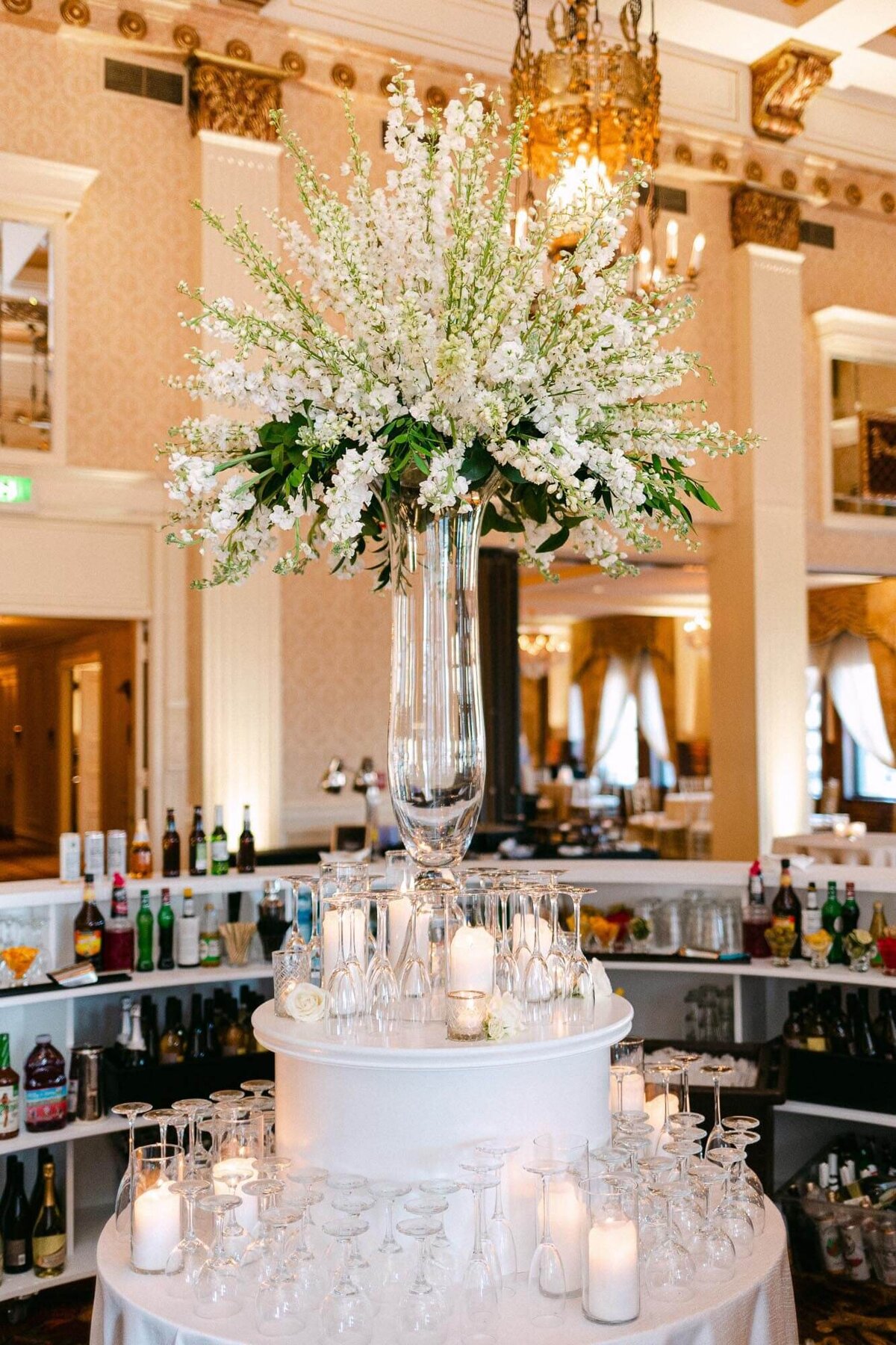 floral-candle-design-idea-pfister-hotel-events-by-design