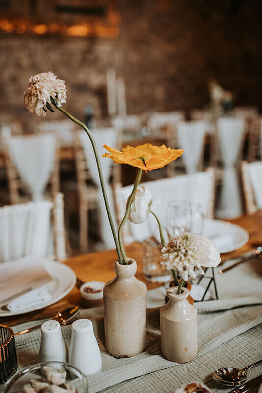 Wedding table flower decorations