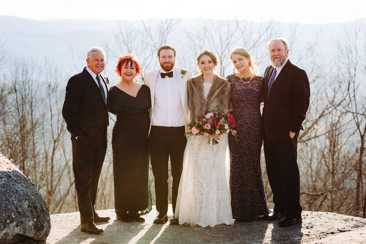 Jump-Off-Rock-NC-Mountain-Elopement-23