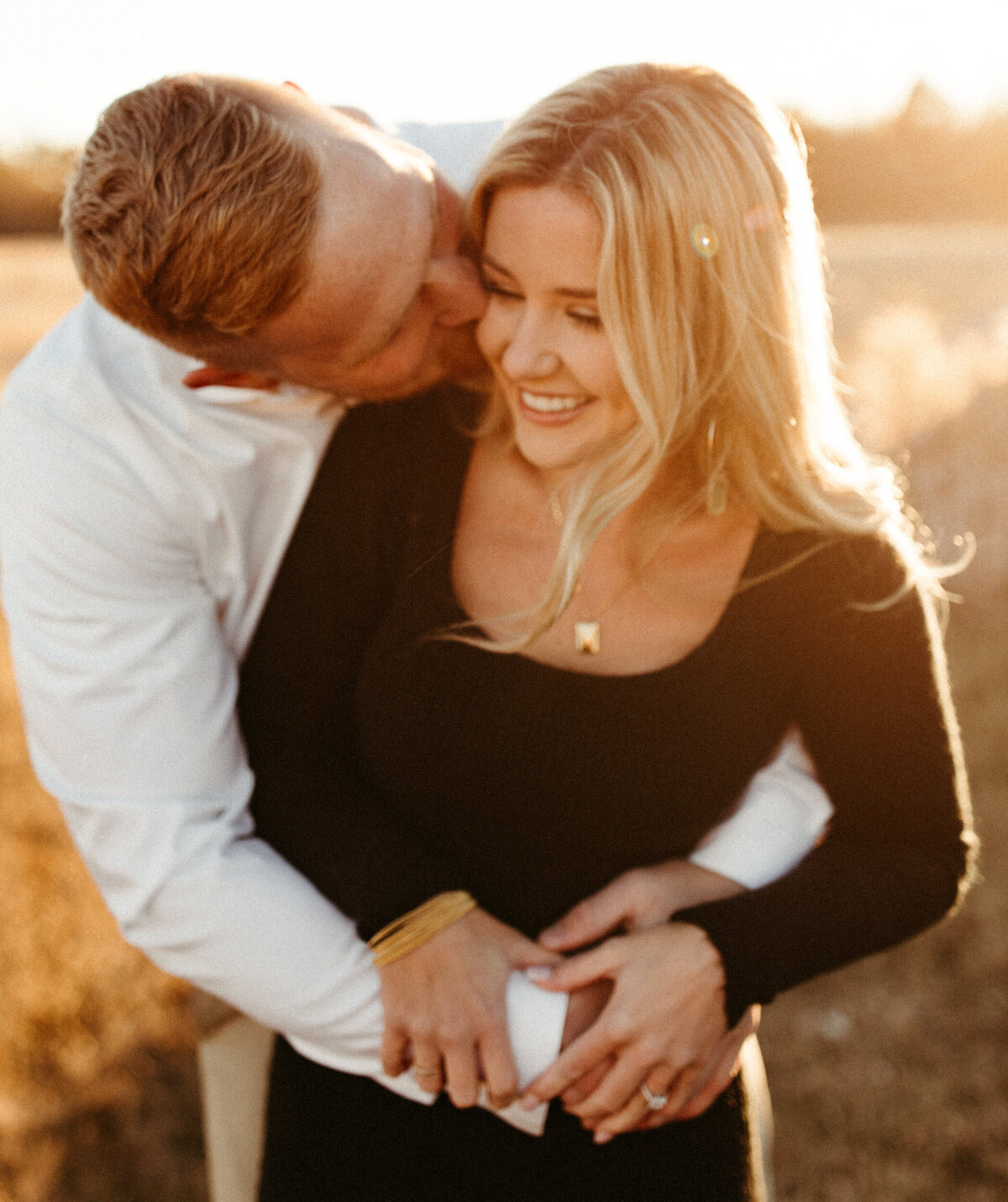 mississippi-golden-hour-sunset-tall-grass-grassy-field-engagement-session-couples-photoshoot-2