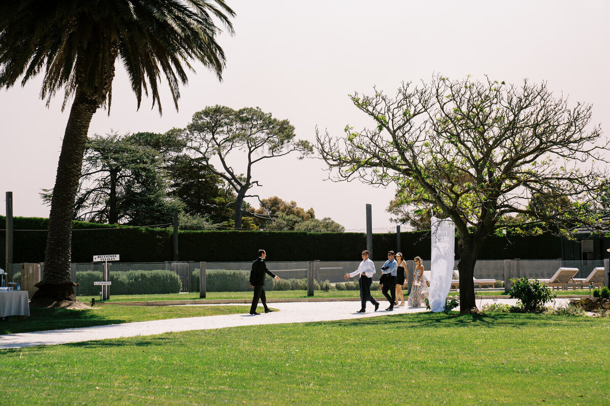 Adrian-Hannah-MountWilliamStationEstateWedding-RedbookStudios--064