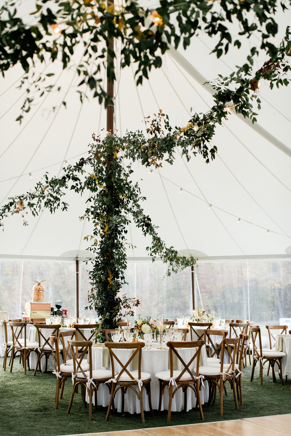 classic-romantic-tented-wedding-sarah-brehant-events
